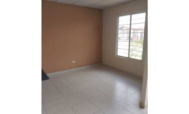 ALQUILO CASA EN ARRAIJAN VACAMONTE LA HACIENDA 3R