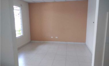 ALQUILO CASA EN ARRAIJAN VACAMONTE LA HACIENDA 3R