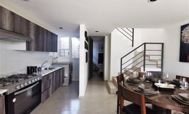 CASA EN VENTA ZONA OUTLET