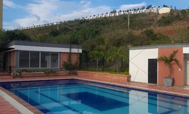 apartamento en arriendo en la floresta. Cod A2526