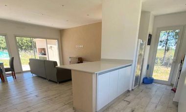 Alquiler de casa Amoblada en el barrio Santa Inés - Canning