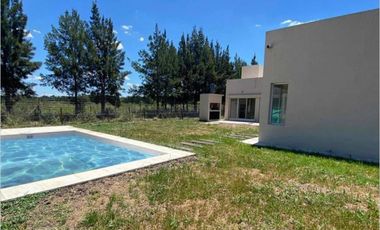 Alquiler de casa Amoblada en el barrio Santa Inés - Canning