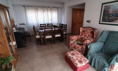 INDEXA VENDE Casa CÉNTRICA de 3 dormitorios