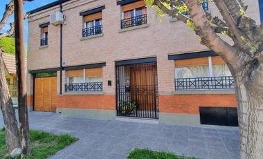 INDEXA VENDE Casa CÉNTRICA de 3 dormitorios