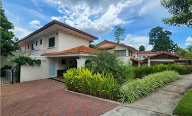 Casa en venta en Clayton - Senderos de Camino de Cruces (LM)