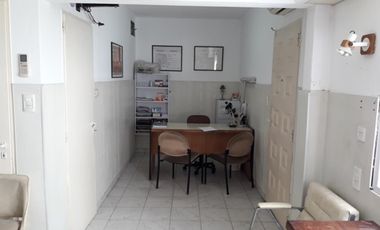 INMUEBLE CON OPTICA Y CONSULTORIOS OFTAMOLOGICOS 35 AÑOS DE TRAYECTORIA