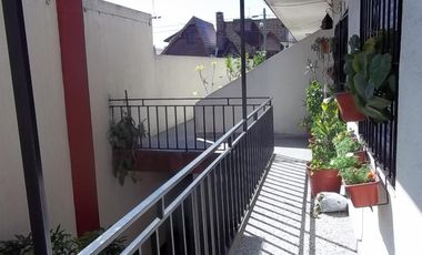DEPARTAMENTO DE 3 AMBIENTES EN ALQUILER RAMOS MEJIA SUR.-