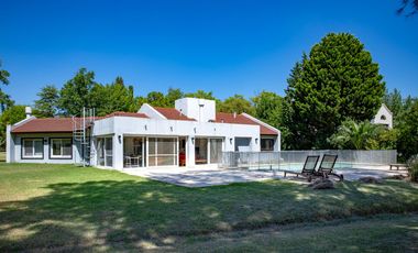 Venta-Alquiler  en COUNTRY CARDALES