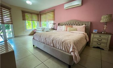 Se vende casa en Vista Mar, San Carlos