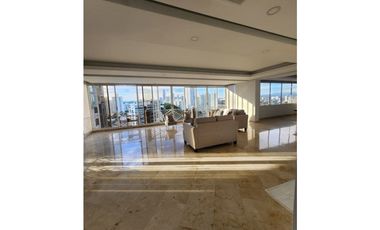 Alquilo Majestuoso Apartamento Amoblado en Via Argentina 485 M2