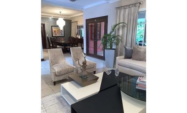 VENTA CASA COSTA DEL ESTE