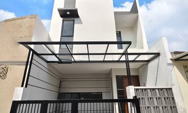 Brand New House di Griya Loka BSD City, jalan kaki ke Santa Ursula dan Pasar Modern BSD