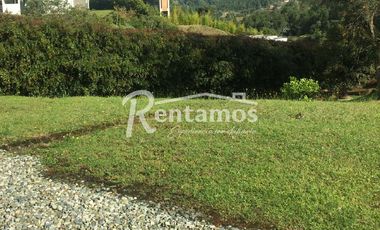 casa en venta en alto del escobero. Cod V775841