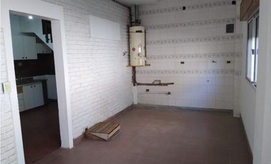 CASA EN PH EN VENTA ITUZAINGO NORTE