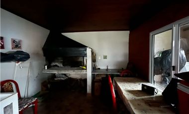 Vendo Casa Con Dos Dormitorios en Caseros, Entre Ríos.