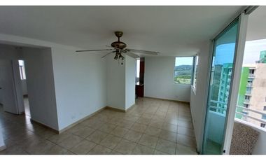 Se vende  apartamento en condado del rey $178,000