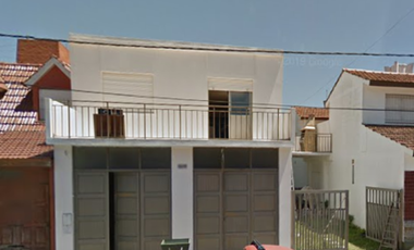 Hermosa y solida propiedad en venta en Santa Teresita.