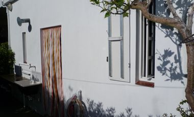 Hermosa y solida propiedad en venta en Santa Teresita.