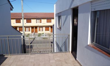 Hermosa y solida propiedad en venta en Santa Teresita.