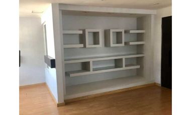 SE VENDE O ALQUILA CASA PARA USO COMERCIAL CALLE 50 420 M2