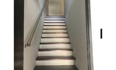 SE VENDE O ALQUILA CASA PARA USO COMERCIAL CALLE 50 420 M2