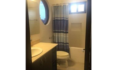 SE VENDE CASA EN EL DORAL, COSTA SUR-3914RC