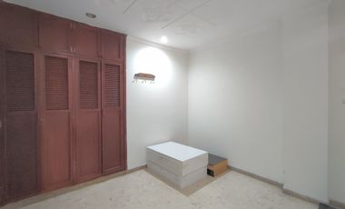 apartamento en venta en quinta bosch. Cod V29272