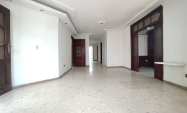 apartamento en venta en quinta bosch. Cod V29272