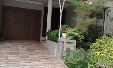 Dijual RumahRumah cantik,siap huni di Bintaro Jaya,sektor 9 Tangerang Selatan