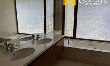 Departamento en arriendo de 3 dorm. en Lo Barnechea