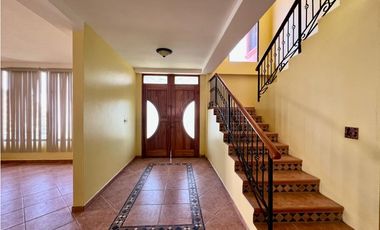 VENTA CASA EN ALTOS DEL MARIA GRANDE FRESCO ALTURA DE 945NIVEL 1825M2