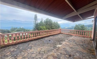 VENTA CASA EN ALTOS DEL MARIA GRANDE FRESCO ALTURA DE 945NIVEL 1825M2