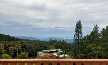 VENTA CASA EN ALTOS DEL MARIA GRANDE FRESCO ALTURA DE 945NIVEL 1825M2