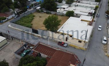 Casa con terreno grande en venta en el centro Cadereyta