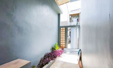Rumah Hook 15 Mnt ke Living World Kota Wisata Cibubur Bisa KPR J-46160
