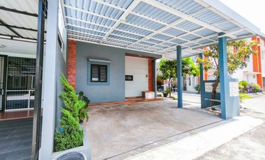 Rumah Hook 15 Mnt ke Living World Kota Wisata Cibubur Bisa KPR J-46160