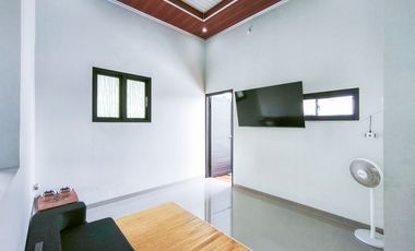 Rumah Hook 15 Mnt ke Living World Kota Wisata Cibubur Bisa KPR J-46160