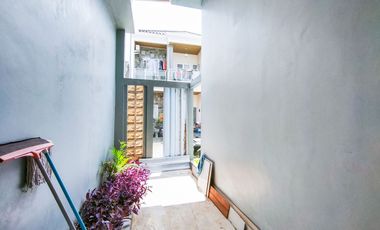 Rumah Hook 15 Mnt ke Living World Kota Wisata Cibubur Bisa KPR J-46160