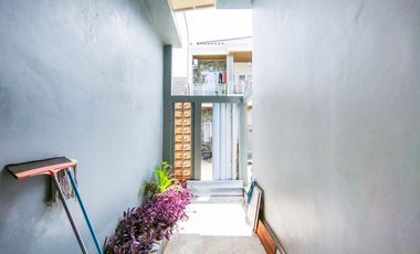 Rumah Hook 15 Mnt ke Living World Kota Wisata Cibubur Bisa KPR J-46160