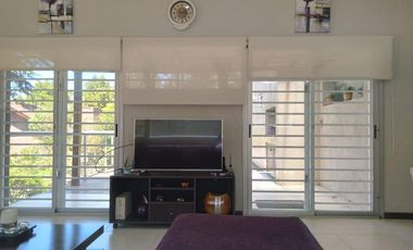Casa - Pinamar Shaw Esq. Alamos.