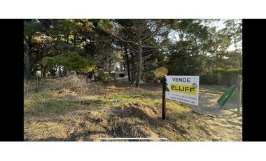 LOTE EN LAS GAVIOTAS