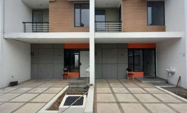 Rumah Dekat Green Lake City
