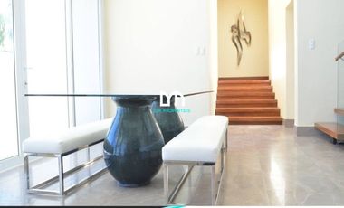 For Sale: Coastal Beachfront Vacation House in San Juan, Batangas