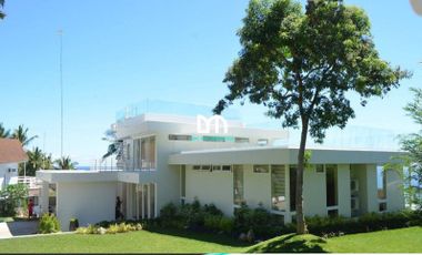 For Sale: Coastal Beachfront Vacation House in San Juan, Batangas