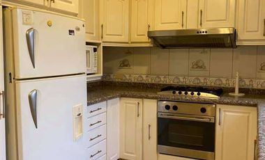 Vendo amplio duplex en la Lojana de Turismo