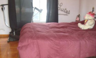 BURZACO: CASA DE 3 DORMITORIOS CON DPTO AL FONDO * APTA CREDITO*