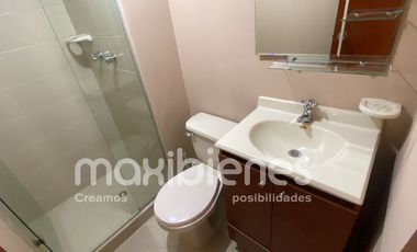 apartamento en arriendo en la loma del indio. Cod A66727