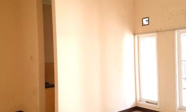 Disewakan Rumah Siap Huni Dalam Cluster Taman Sari Bekasi
