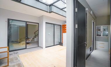 Rumah Carport Luas 6 menit ke RSU Brawijaya Sawangan Siap Huni J-42815