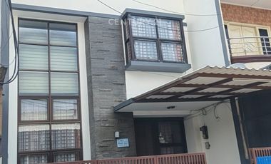 Rumah Siap Huni 3 Lantai Di Taman Ratu Flamboyan Jakarta Barat